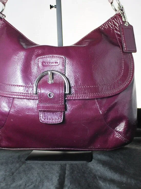 Authentic COACH Soho Plum Patent Leather Crossbody Shoulder Bag - Picture 3 of 16
